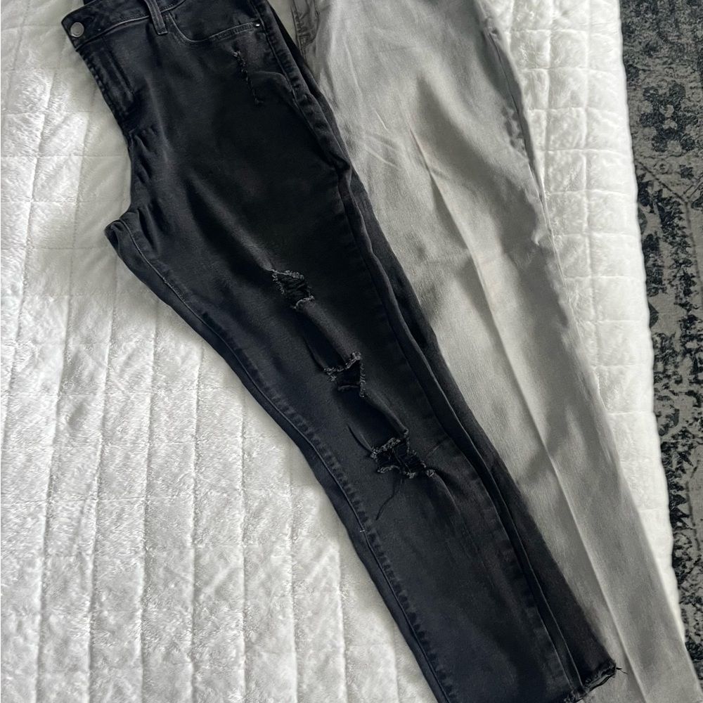 Old Navy Distressed Black and Gray Skinny Jeans